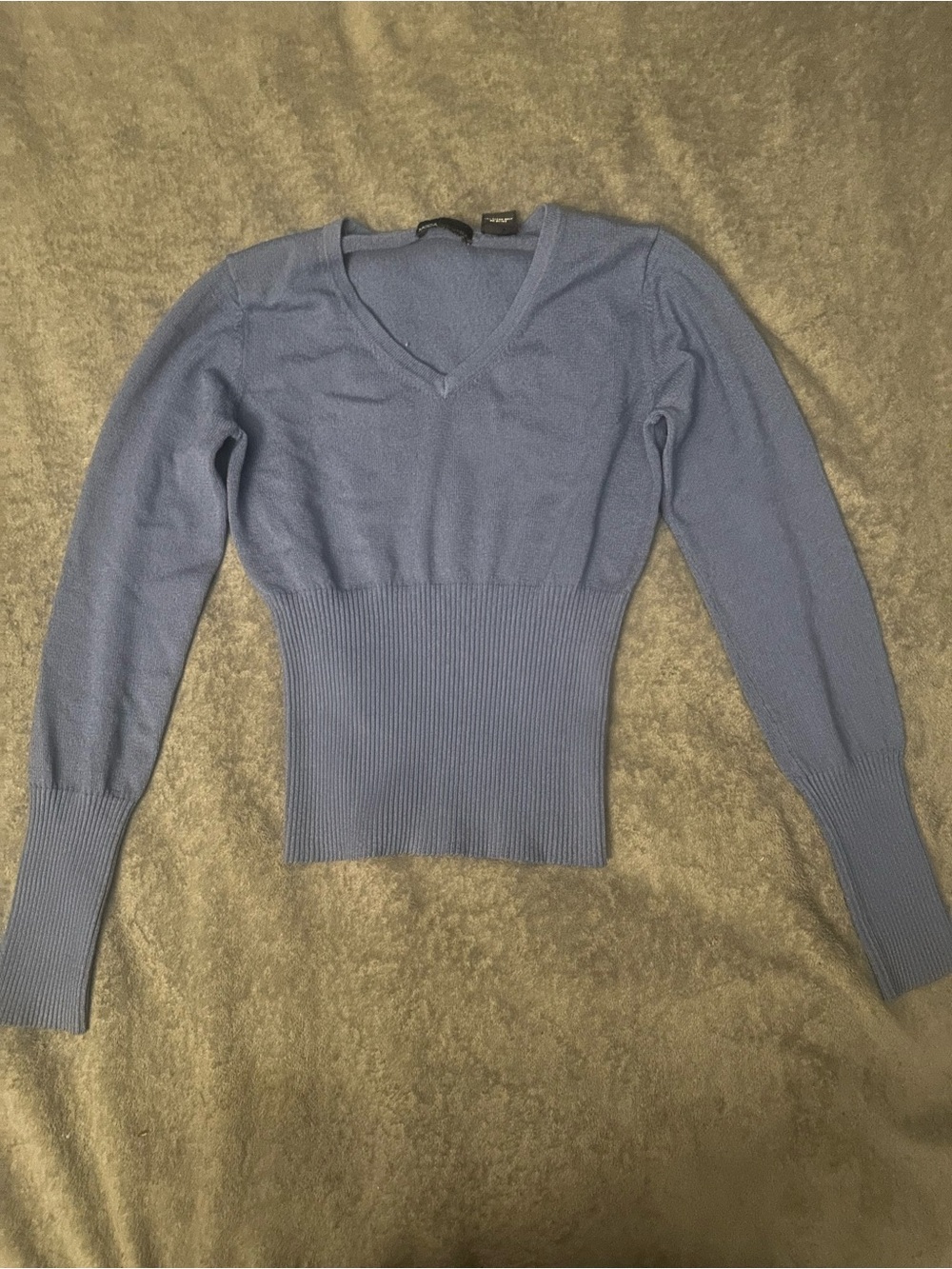 Fitted V-Neck Ribbed Waist Sweater in Light Blue